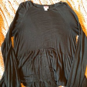 Dark green flowey top